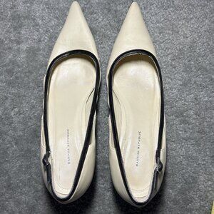 BANANA REPUBLIC Cream Leather Pointed Toe Kitten Heel Pumps Black Trim